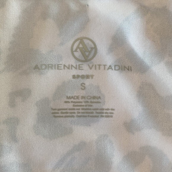 Adrienne Cittadini Animal Camo Print Padded Sport Bra Athletic Yoga Gym Workout - Picture 2 of 10